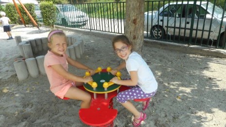 Új kültéri játékokat kaptunk! Köszönjük szépen!