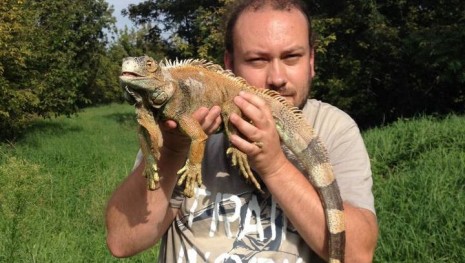 Both Zoltán, a méreggel ölő egzotikus állatok befogója